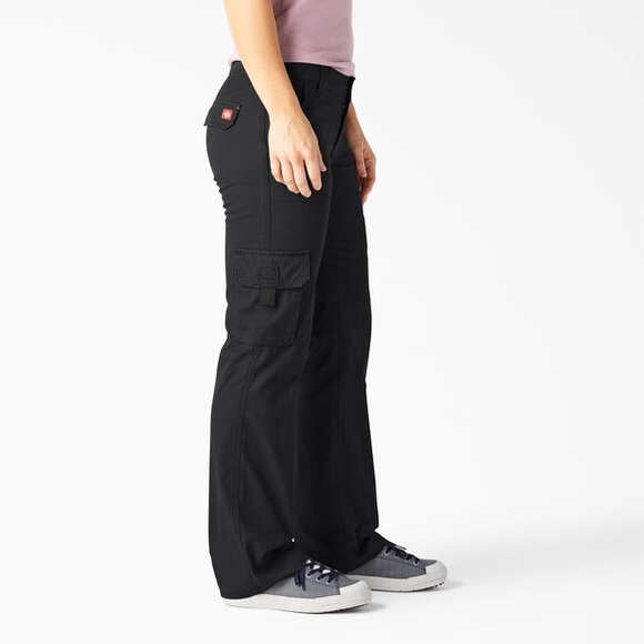DICKIES Women's Relaxed Fit Straight Leg Cargo Pants - Picture 4 of 16